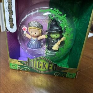 Little People Wicked Witch and Glinda Doll Set